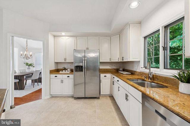 8410 COPPERLEAF CT, Fairfax Station, VA 22039