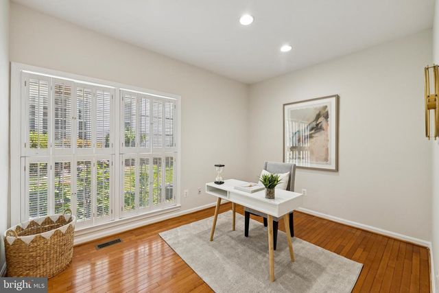 8410 COPPERLEAF CT, Fairfax Station, VA 22039