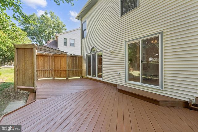 8410 COPPERLEAF CT, Fairfax Station, VA 22039