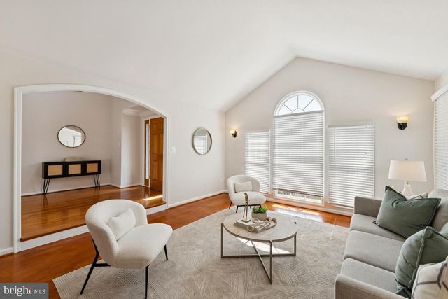 8410 COPPERLEAF CT, Fairfax Station, VA 22039