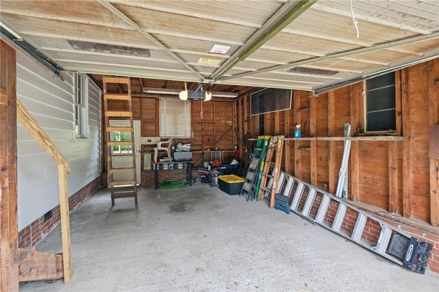 102 5th Street, Chickasaw, AL 36611