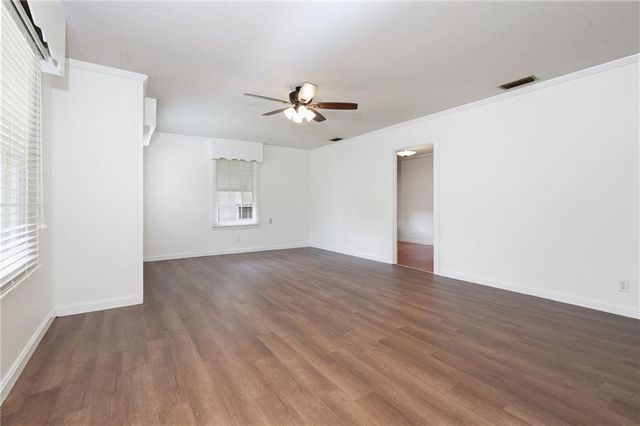 102 5th Street, Chickasaw, AL 36611