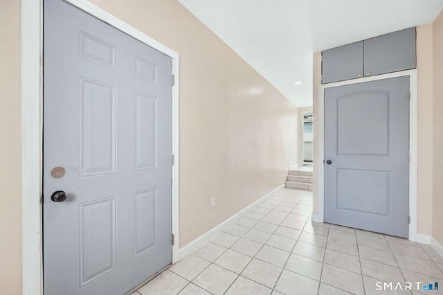 11 Union Street, Wallingford, CT 06492