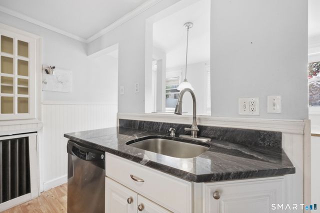 11 Union Street, Wallingford, CT 06492