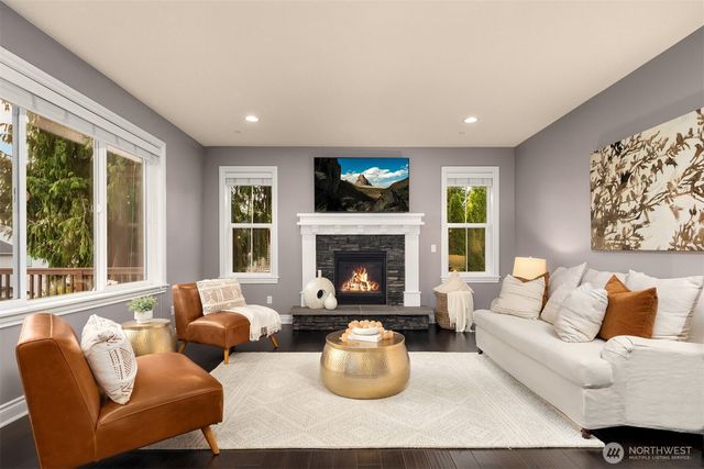 20213 126th Avenue NE, Bothell, WA 98011