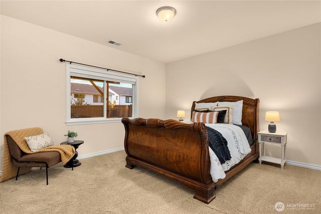 20213 126th Avenue NE, Bothell, WA 98011