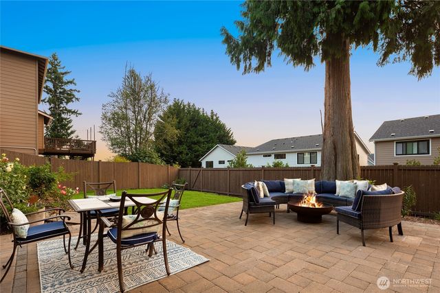 20213 126th Avenue NE, Bothell, WA 98011