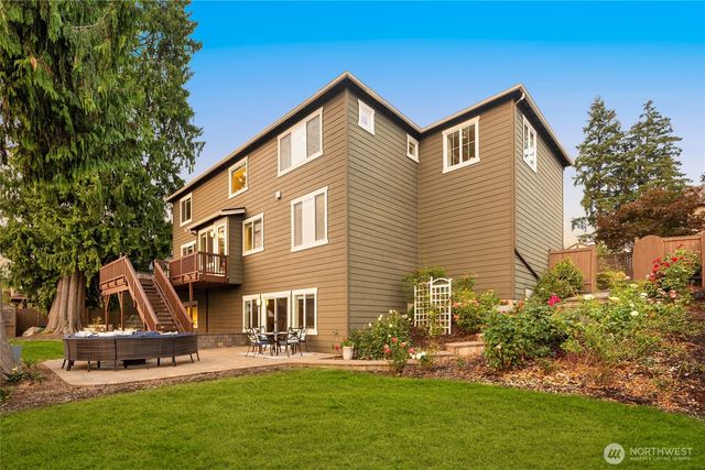 20213 126th Avenue NE, Bothell, WA 98011