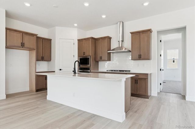 1808 Gold Ridge Point, Castle Rock, CO 80104