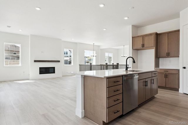 1808 Gold Ridge Point, Castle Rock, CO 80104