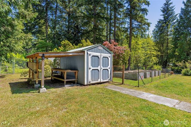 12487 Old Military Road NE, Poulsbo, WA 98370