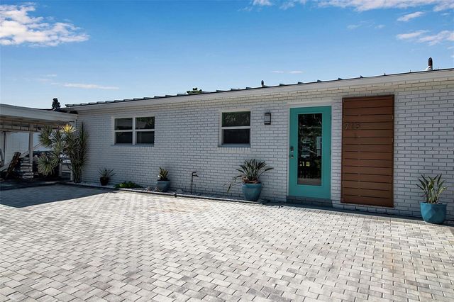 713 SAINT JUDES DRIVE S 1, Longboat Key, FL 34228