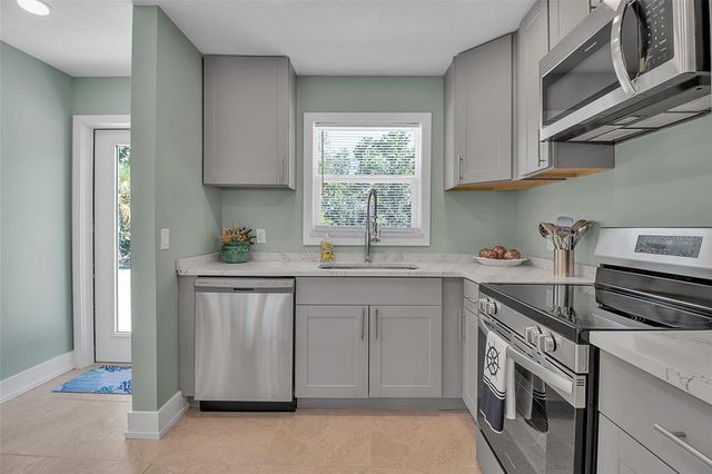 713 SAINT JUDES DRIVE S 1, Longboat Key, FL 34228