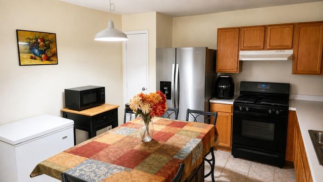 5250 Park Village Drive, Houston, TX 77048