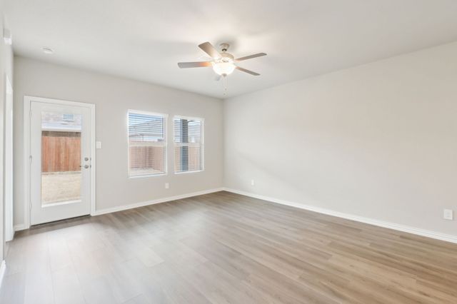 957 Dayflower Court, Lavon, TX 75166