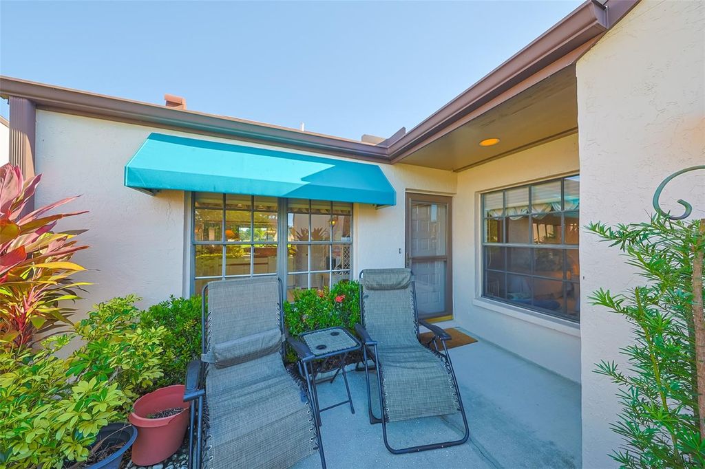 5941 CLUBSIDE DRIVE 5941, Sarasota, FL 34243