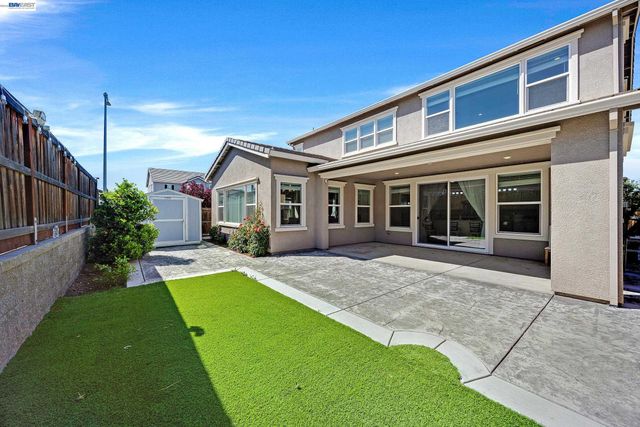 1710 Flora Way, Tracy, CA 95376