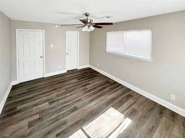 3512 Rio Grande Circle, Dallas, TX 75233