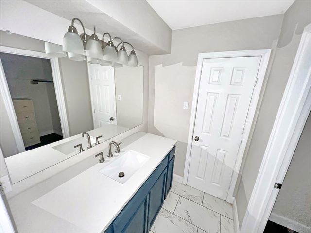 3512 Rio Grande Circle, Dallas, TX 75233