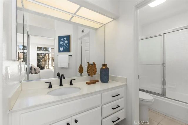 8033 E Snapdragon, Anaheim Hills, CA 92808