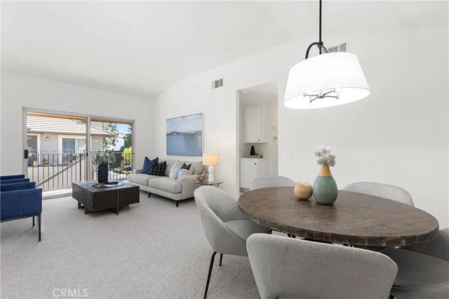 8033 E Snapdragon, Anaheim Hills, CA 92808
