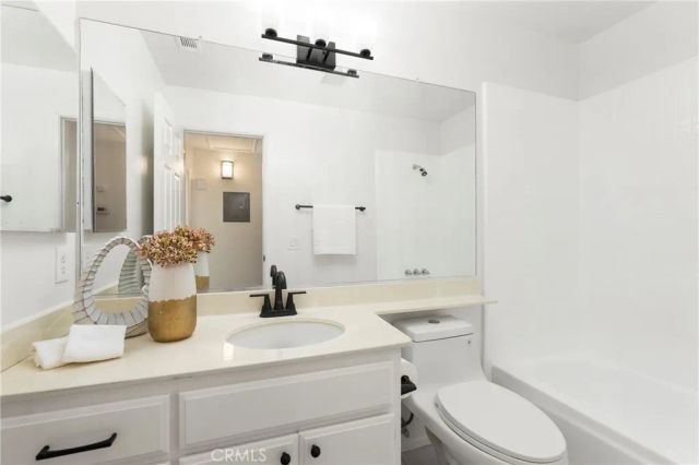 8033 E Snapdragon, Anaheim Hills, CA 92808