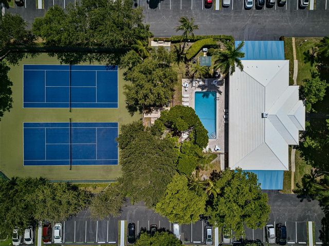 6457 BAY CLUB Drive 3, Fort Lauderdale, FL 33308