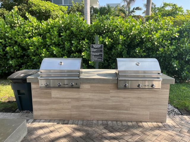 6457 BAY CLUB Drive 3, Fort Lauderdale, FL 33308