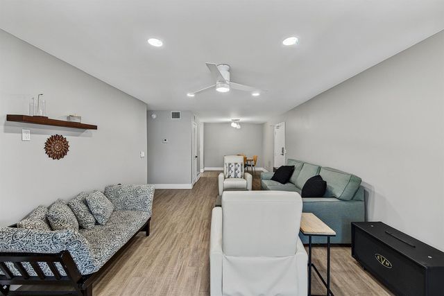 6457 BAY CLUB Drive 3, Fort Lauderdale, FL 33308