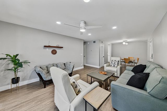 6457 BAY CLUB Drive 3, Fort Lauderdale, FL 33308