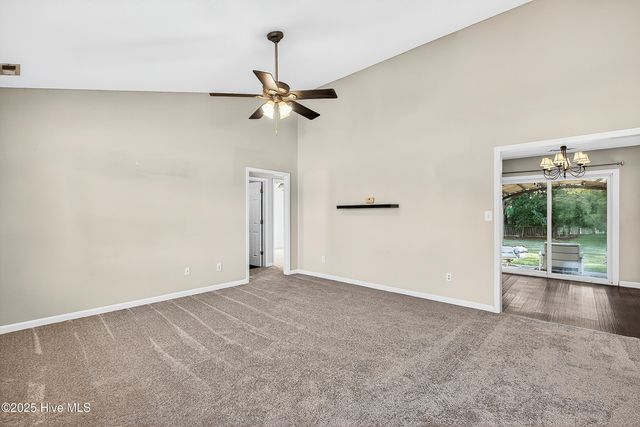 447 Dion Drive, Hubert, NC 28539