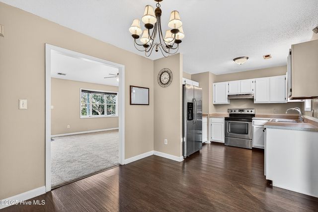 447 Dion Drive, Hubert, NC 28539