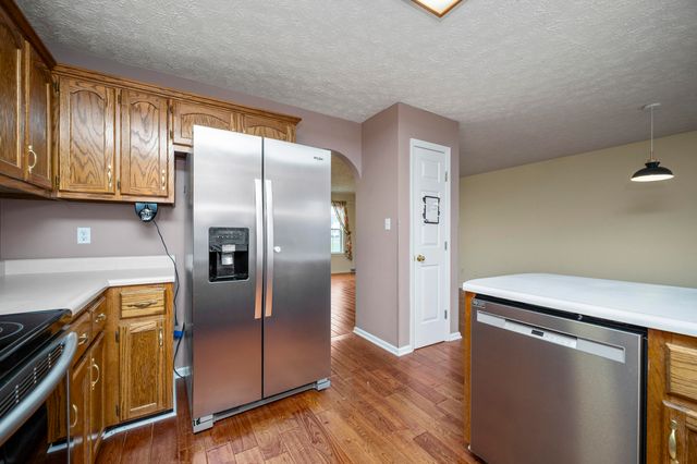 1014 Barker Lane W, Berea, KY 40403