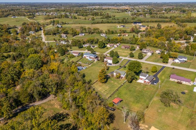 1014 Barker Lane W, Berea, KY 40403