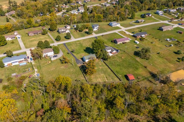 1014 Barker Lane W, Berea, KY 40403