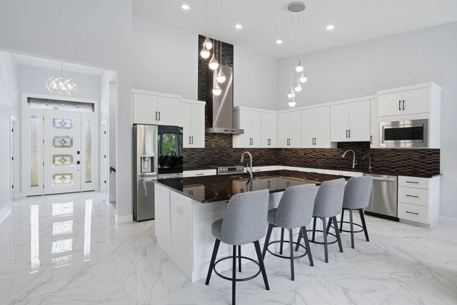 613 ANGELS REST WAY, Columbia, MO 65203