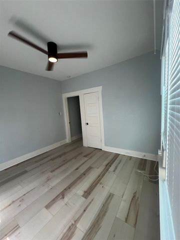 3701 Bradley Street, Houston, TX 77009