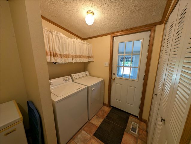 3163 N CENTER Road, Linesville, PA 16424