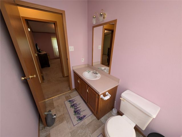 3163 N CENTER Road, Linesville, PA 16424