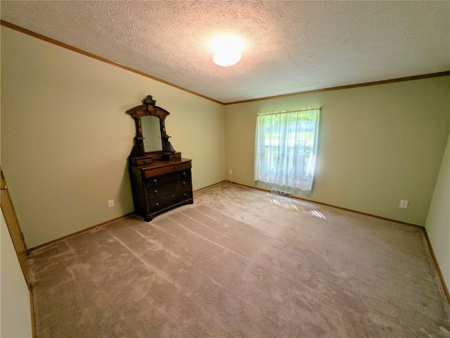 3163 N CENTER Road, Linesville, PA 16424