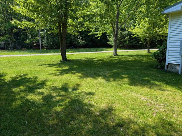 3163 N CENTER Road, Linesville, PA 16424