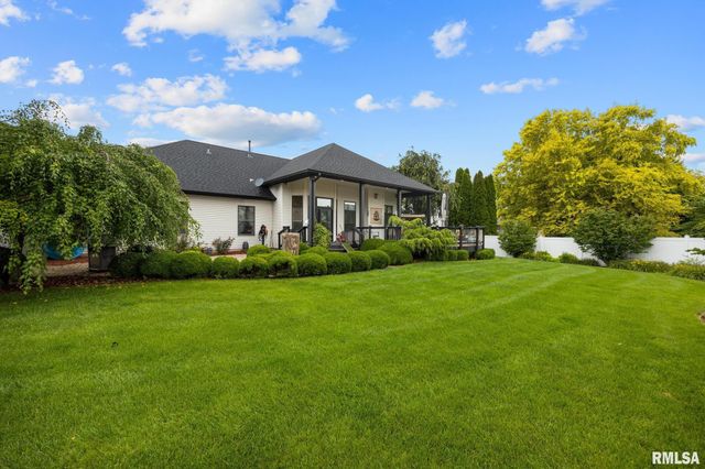 1964 CHESTNUT Lane, Washington, IL 61571