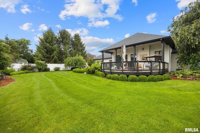1964 CHESTNUT Lane, Washington, IL 61571