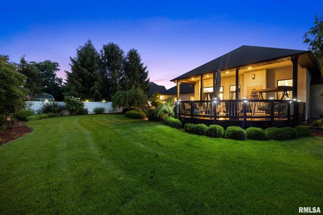 1964 CHESTNUT Lane, Washington, IL 61571