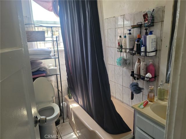 632 E 45th, Los Angeles, CA 90011