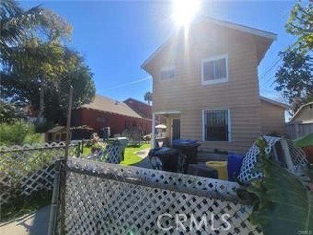 632 E 45th, Los Angeles, CA 90011