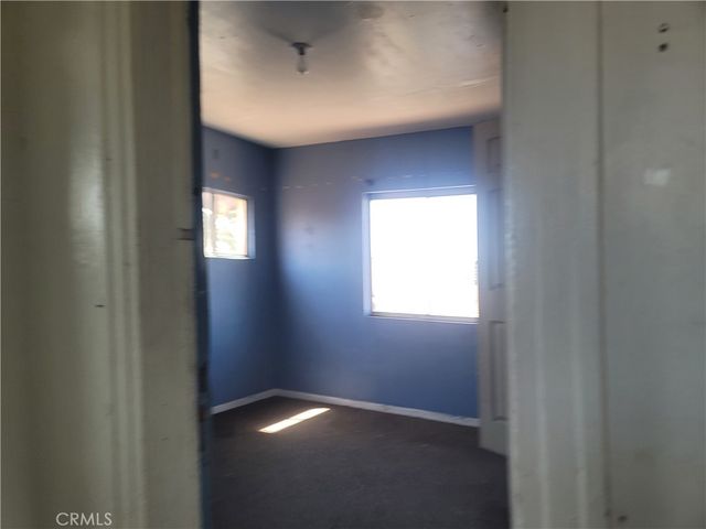 632 E 45th, Los Angeles, CA 90011