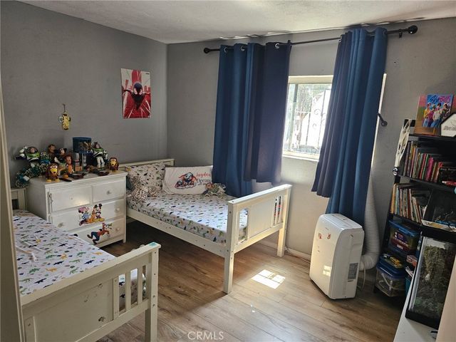 632 E 45th, Los Angeles, CA 90011