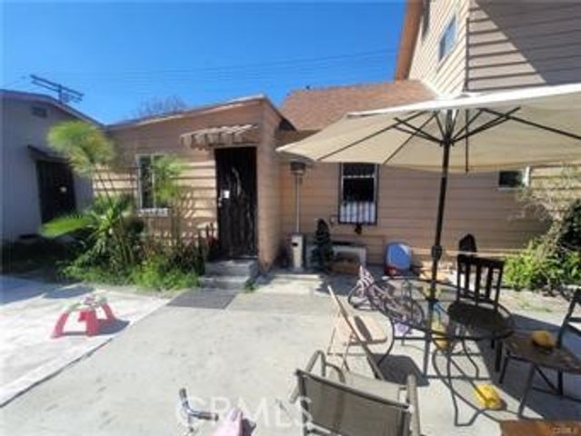 632 E 45th, Los Angeles, CA 90011