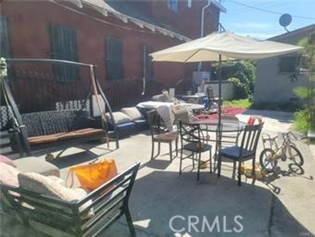 632 E 45th, Los Angeles, CA 90011